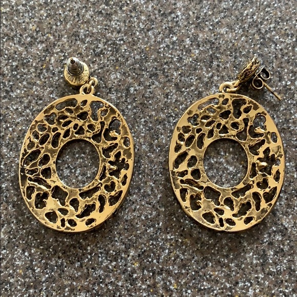 Earrings - Picture 2 of 2